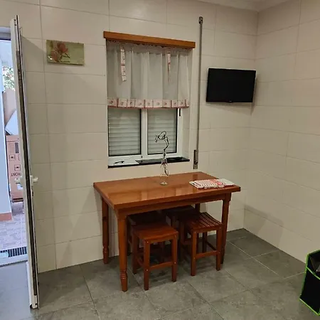 Tour House Apartman