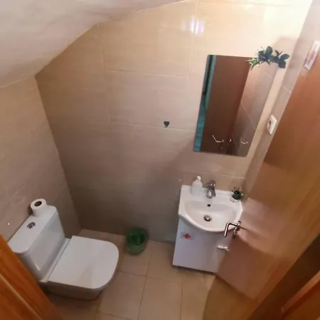 Apartman Tour House *